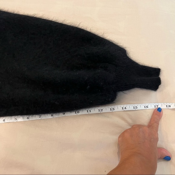 Sia Bellini rabbit fur/lambs wool sweater with jeweled embellishments size small - Picture 7 of 9